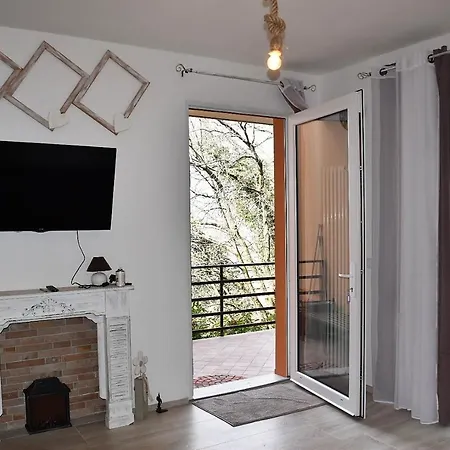 Le Roee Apartamento Costermano